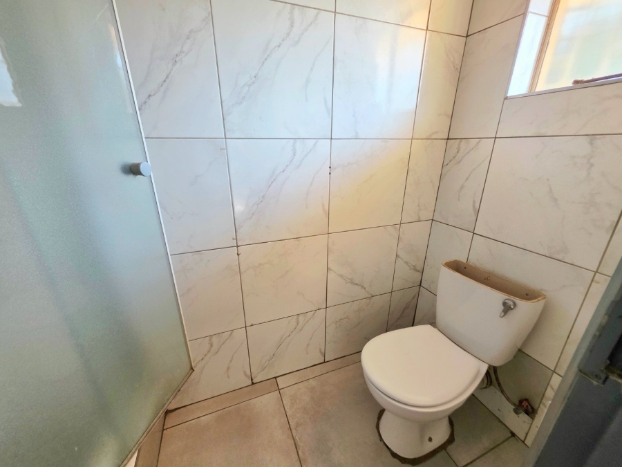 17 Bedroom Property for Sale in Universitas Free State